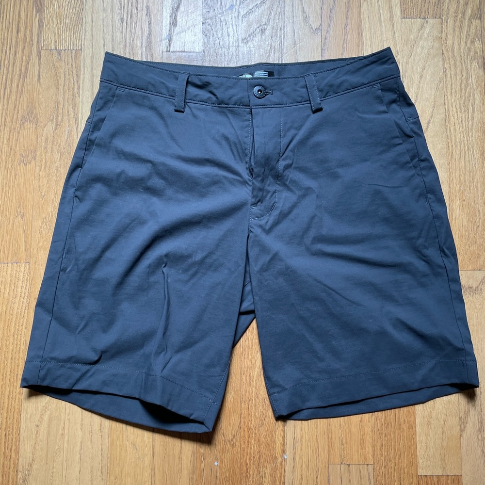 Mens North Face Hiking/Outdoor Recreation Shorts Size 32 Slate Gray 7” inseam